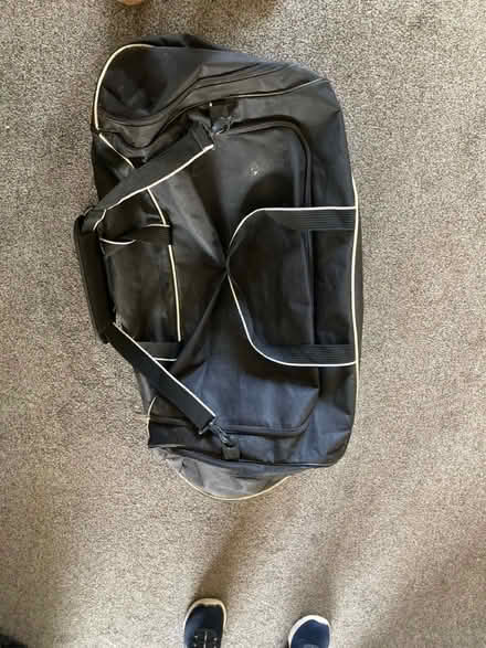 Photo of free Large nike holdall (Allestree) #2