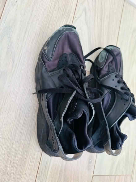 Photo of free Nike Air Huarache Trainers (Bartley Green B32) #3