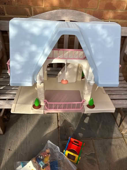 Photo of free Little tykes dolls house (Boxmoor, Hemel Hempstead) #1