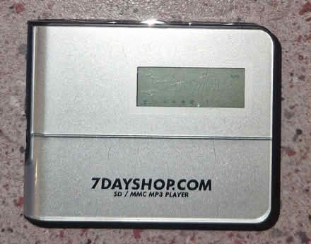 Photo of free SD card MP3 player (Addiscombe CR0) #1