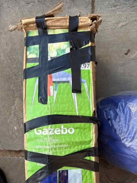 Photo of free Blue Gazebo (Boxmoor, Hemel Hempstead) #1