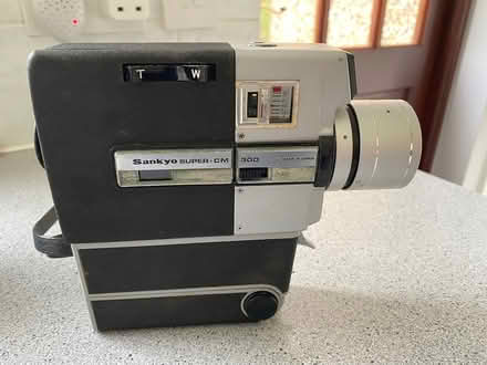 Photo of free Super 8 Cine camera (Enfield EN1) #2