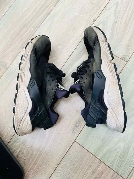 Photo of free Nike Huarache Trainers (Bartley Green B32) #3