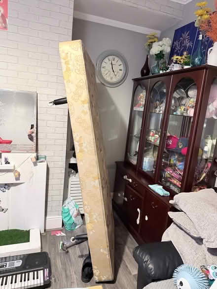 Photo of free Single bed with mattress (LS8) #1