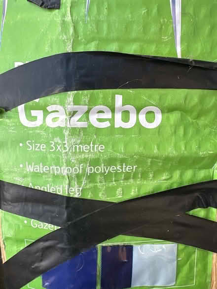 Photo of free Blue Gazebo (Boxmoor, Hemel Hempstead) #2