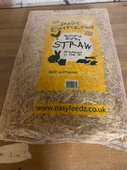 Photo of free Bag of Straw (Featherstone Grove NE3) #1