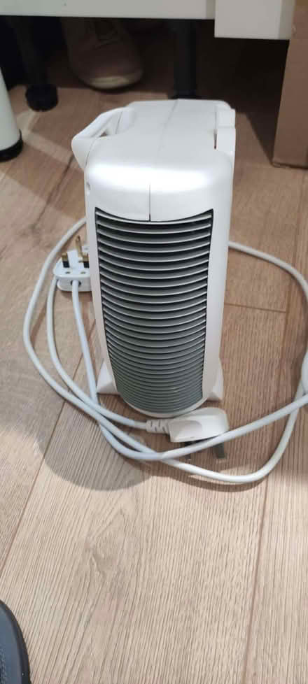 Photo of free Small heater (Gainsborough DN21) #1