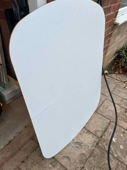 Photo of free White dinning table extendable (Ipswich, IP1) #1