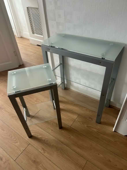 Photo of free Living room furniture (Aigburth L17) #4