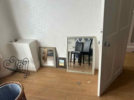 Photo of free Mirrors and pictures (Aigburth L17) #4