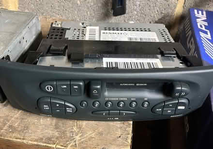 Photo of free 3x Car Radios (Bratton BA13) #3