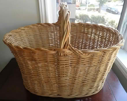 Photo of free Vintage wicker basket (Manor Park) #2