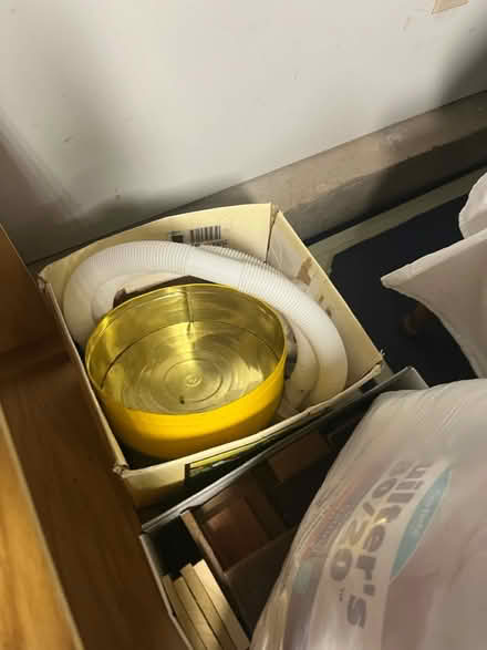 Photo of free Bunch of Stuff for Arts & Upcycling (Lakewood) #3