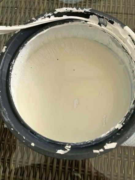 Photo of free Dulux Quick Dry Eggshell Paint (Sutton Pools OX14) #2
