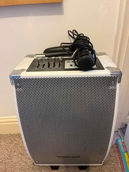 Photo of free Karaoke machine with mic (Broadwater SG2) #1