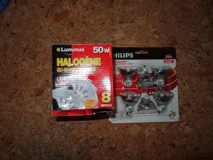 Photo of free light bulbs for indoors (Waterloo) #3