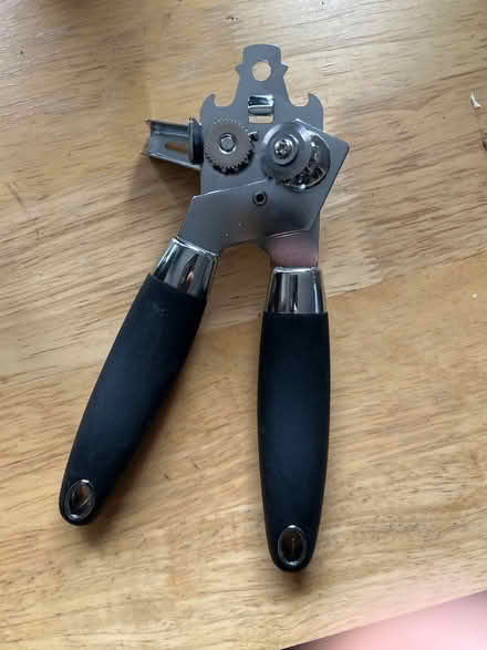Photo of free Manual can/tin opener (D03 Fairview park) #1