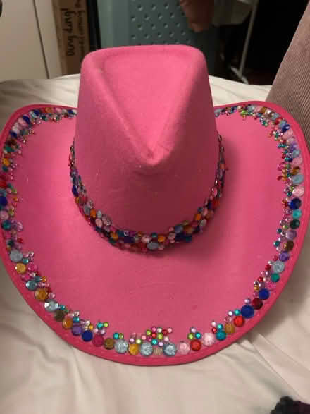 Photo of free Cutesy Cowgirl Hat (Home OX2) #1