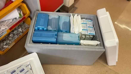 Photo of free ice packs food safe (OX3, JR hospital site) #1