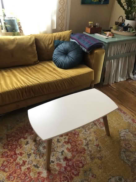 Photo of free coffee table - small (Washington Heights) #3