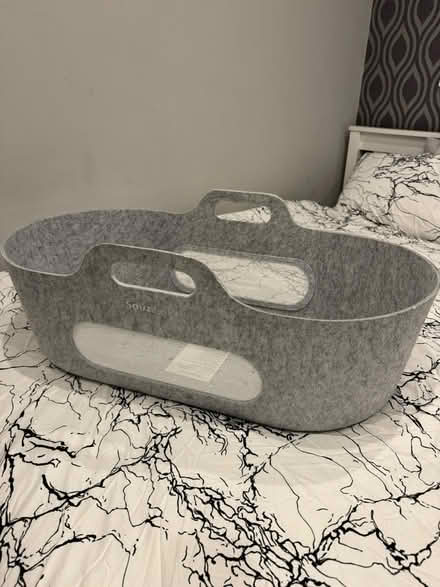 Photo of free Snuz Baskit (Ealing Broadway W7) #4