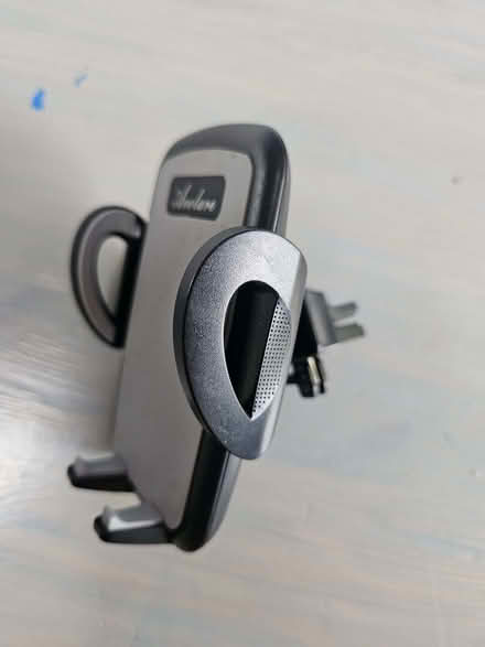 Photo of free Mobile phone holder for car (TN25) #1