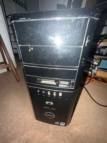 Photo of free OLD Dell Desktop Computer (Archway N19) #1