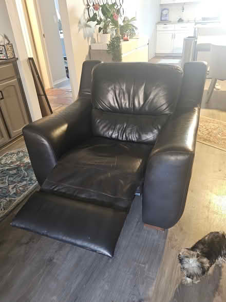Photo of free Large leather recliner (Old Town Scottsdale) #2