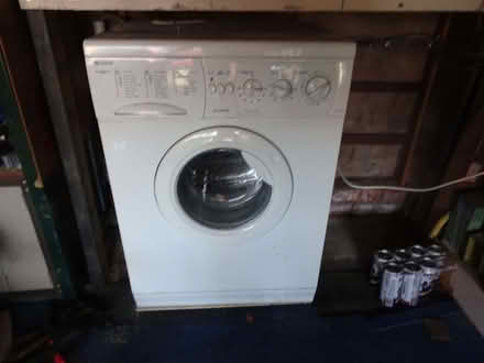 Photo of free Washing Machine (Merseyside CH63) #1