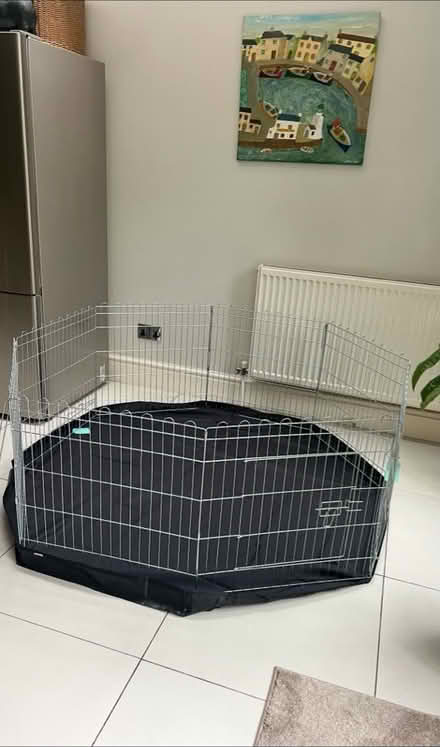 Photo of free Puppy pen (Grove Park W4) #1