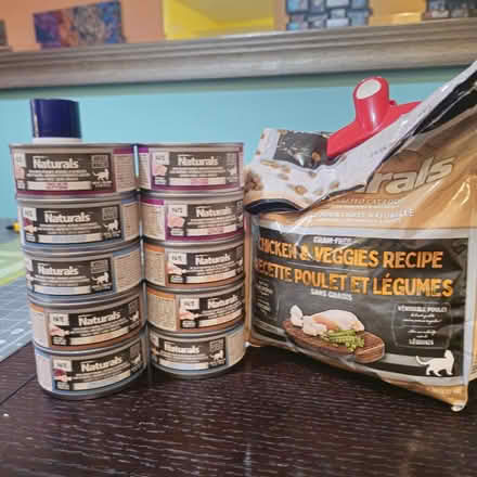 Photo of free PetValu Naturals Cat Food (Pape and Eastern Avenue) #1