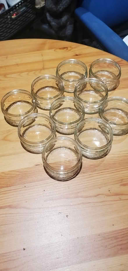 Photo of free 10 small containers without lid (MK40 2RA) #1