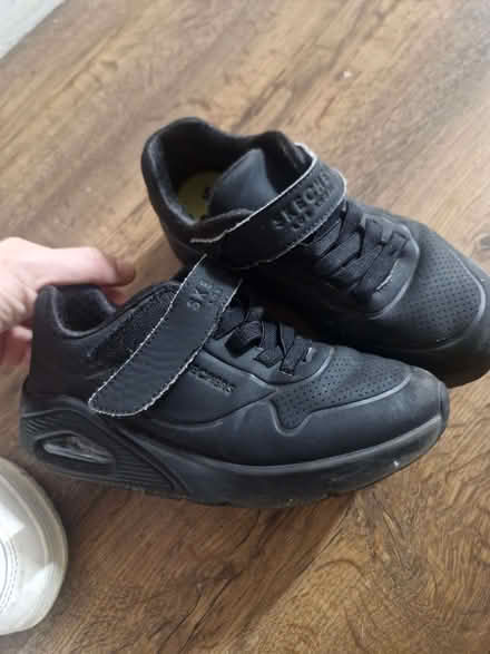 Photo of free Kids trainers (Hanworth RG12) #2