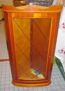 Photo of free Corner cabinets (Turvey MK43) #2