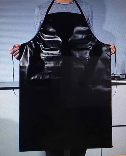 Photo of Thick Waterproof Apron-Pinny (Liverpool L6) #1