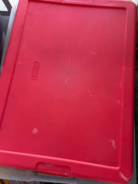 Photo of free Plastic Bin with mismatching lid (Downtown Sunnyvale) #2