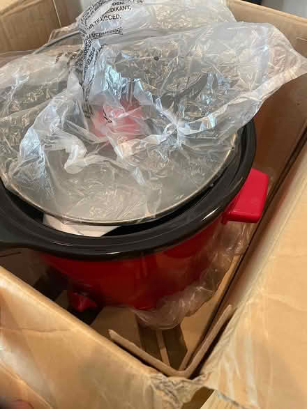 Photo of free Crock Pot (20878) #2