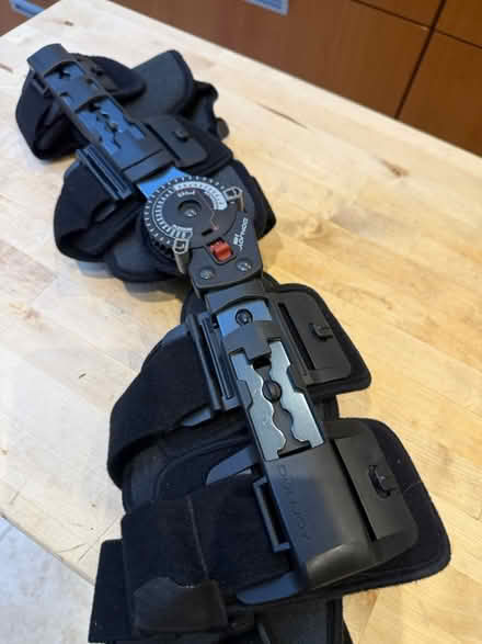 Photo of free Orthopedic knee brace (St Johns Wood NW8) #1