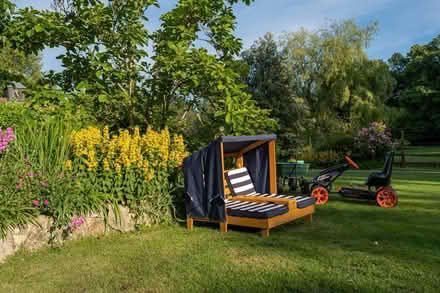 Photo of free kids double sun lounger (Burley BH24) #1