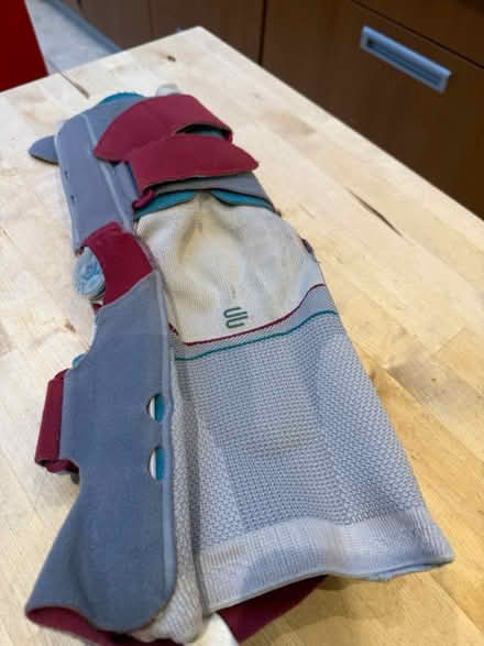 Photo of free Orthopedic adult knee brace (St Johns Wood NW8) #1