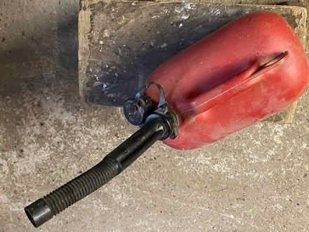 Photo of free Petrol can (Southdown AL5) #2
