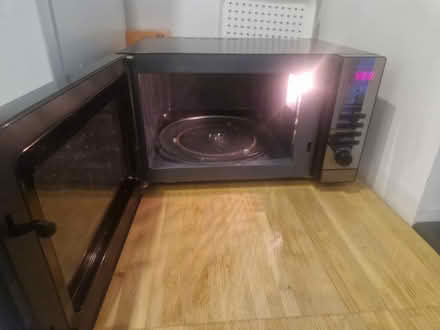 Photo of free 900W Microwave (HX3) #4