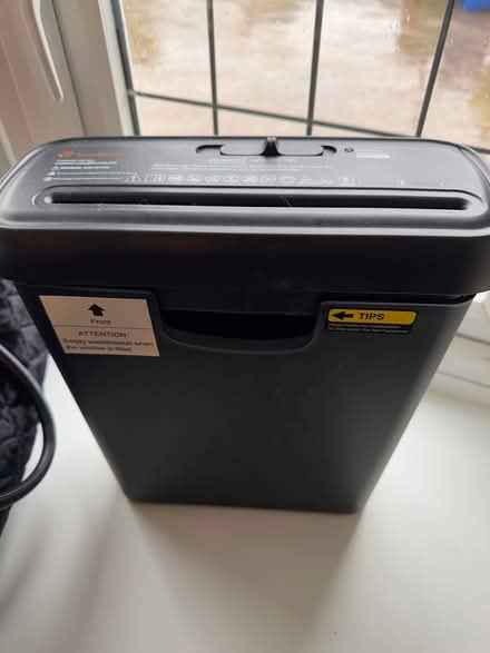 Photo of free Small shredder (Stanford-Le-Hope SS17) #1