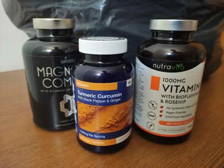 Photo of free Empty plastic supplement bottles (High Town LU2) #1