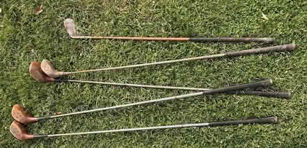 Photo of free old golf clubs (South West Campton Hills) #1