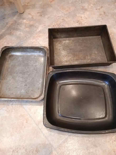Photo of free Metal oven baking tins (Bloomfield) #1
