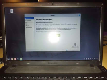 Photo of free Samsung np350v5c laptop with fresh Linux Mint install (Apley TF1) #3