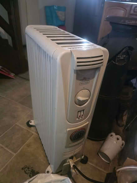 Photo of free Delonghi Oil filled radiator (South Dykes CA11) #1