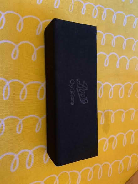 Photo of free Hard glasses case and cloth (Holt Lane End M35) #1