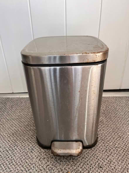 Photo of free 4x Stainless Steel Pedal Bin (Burley BH24) #1